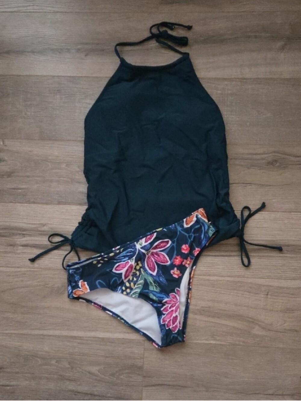 Beachissi NWT Halter Neck Floral Print Tummy Control Tankini Set - Picture 6 of 8